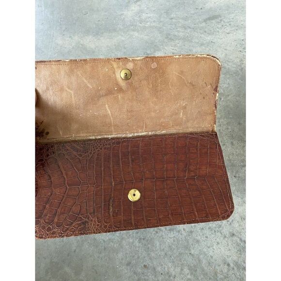 Vintage Brown Crocodile Print Clutch Bag - 11.5” x 5” - Picture 7 of 12